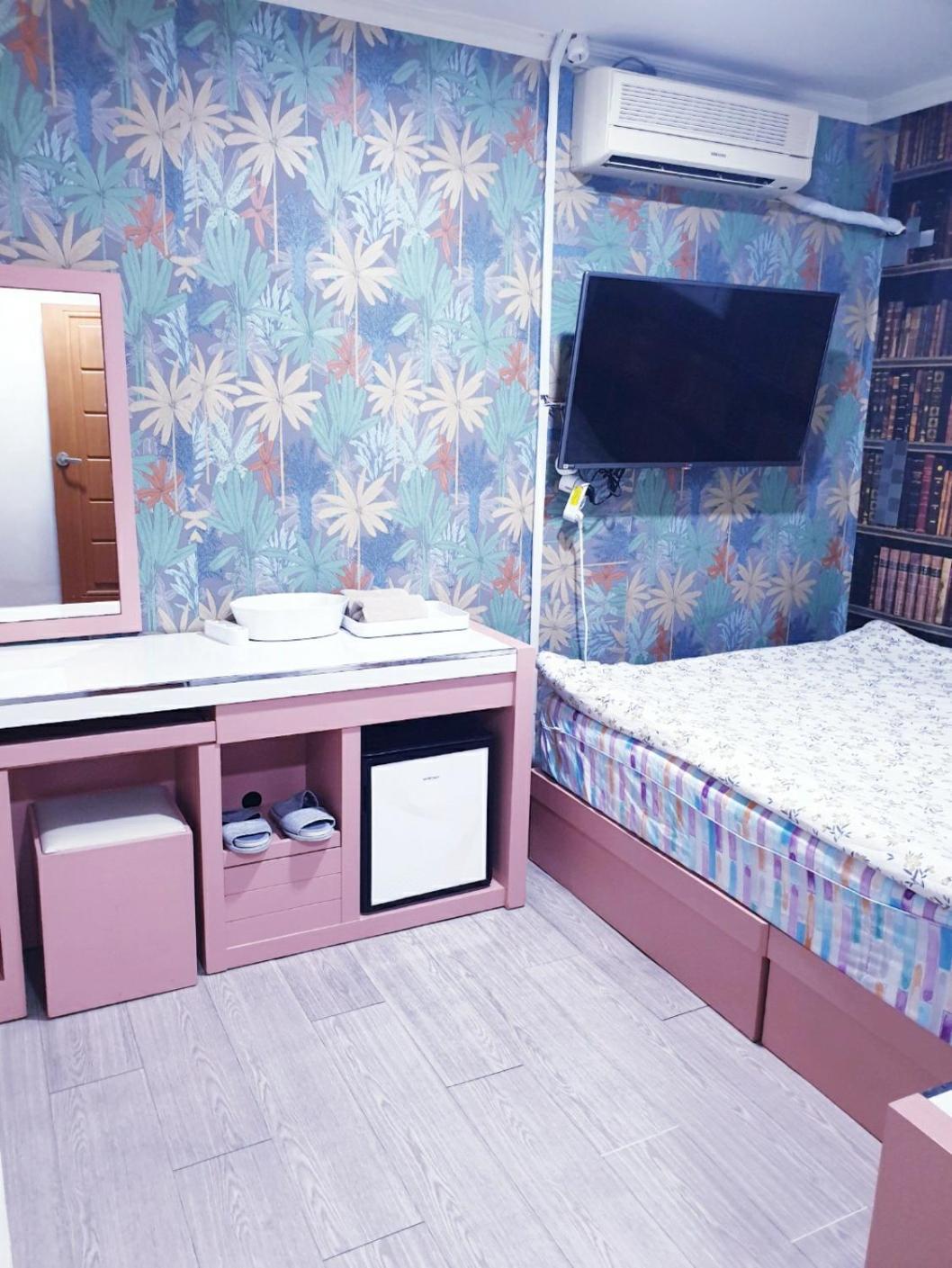 Oppa Hostel Sinchon-Hongdae Сеул Екстер'єр фото