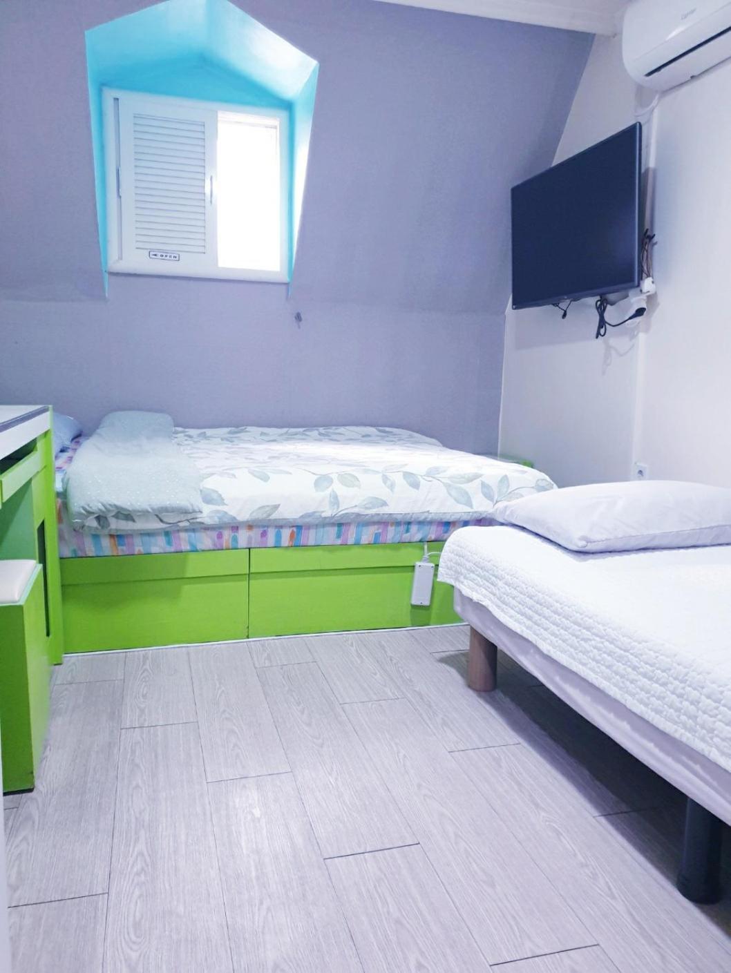 Oppa Hostel Sinchon-Hongdae Сеул Екстер'єр фото