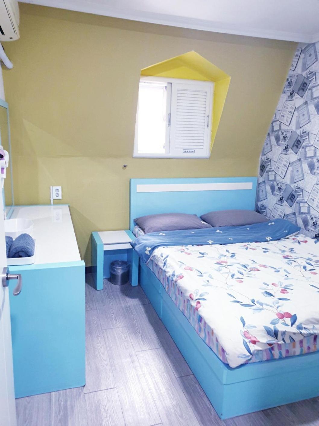 Oppa Hostel Sinchon-Hongdae Сеул Екстер'єр фото