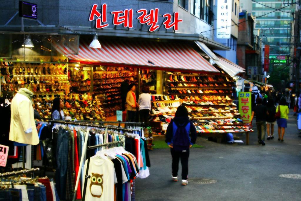 Oppa Hostel Sinchon-Hongdae Сеул Екстер'єр фото